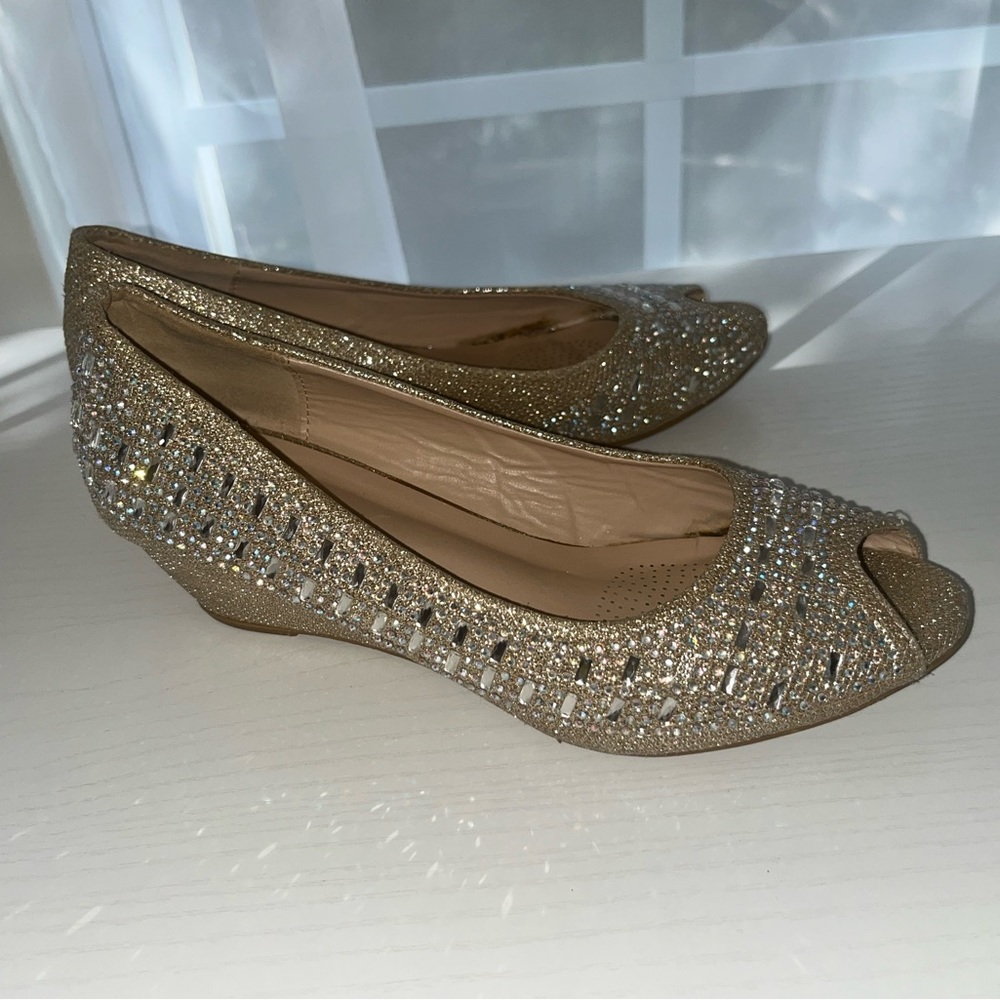 Forever Wedge Sandals Size 7